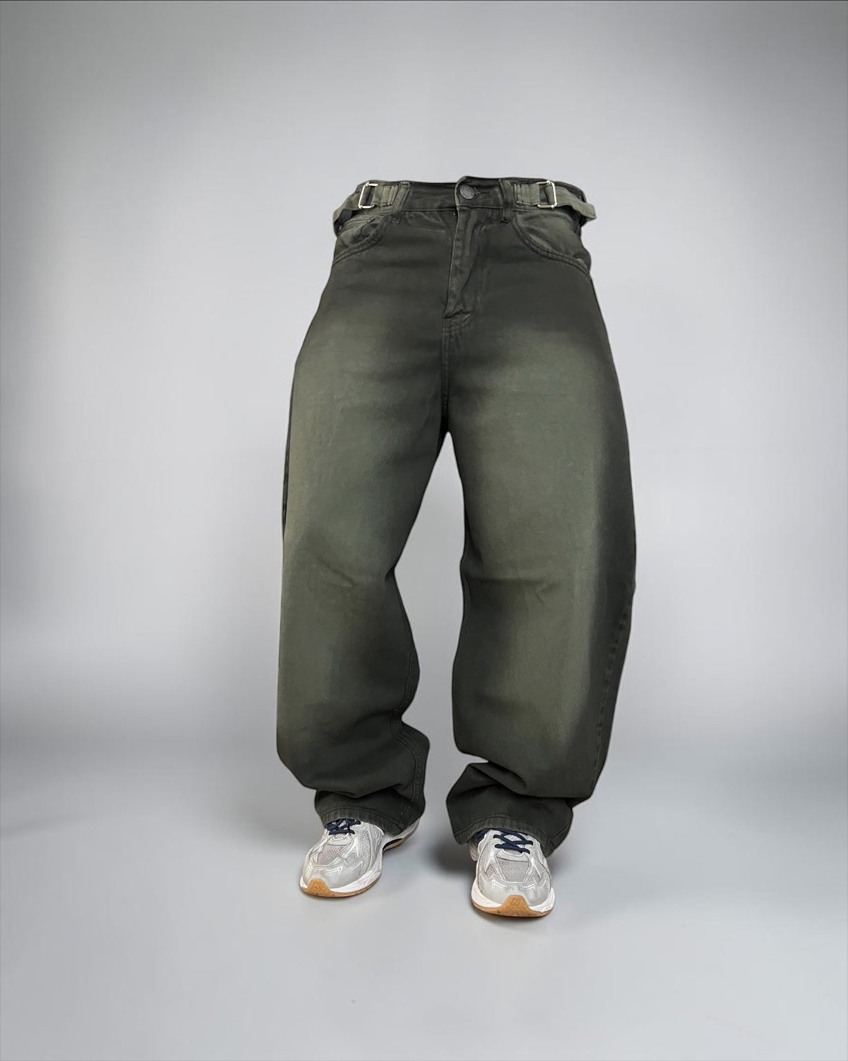 Baggy tono especial “verde ocre”