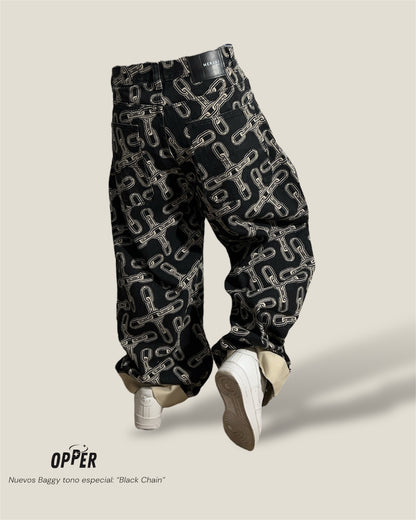 Baggy tono especial: Black Chain