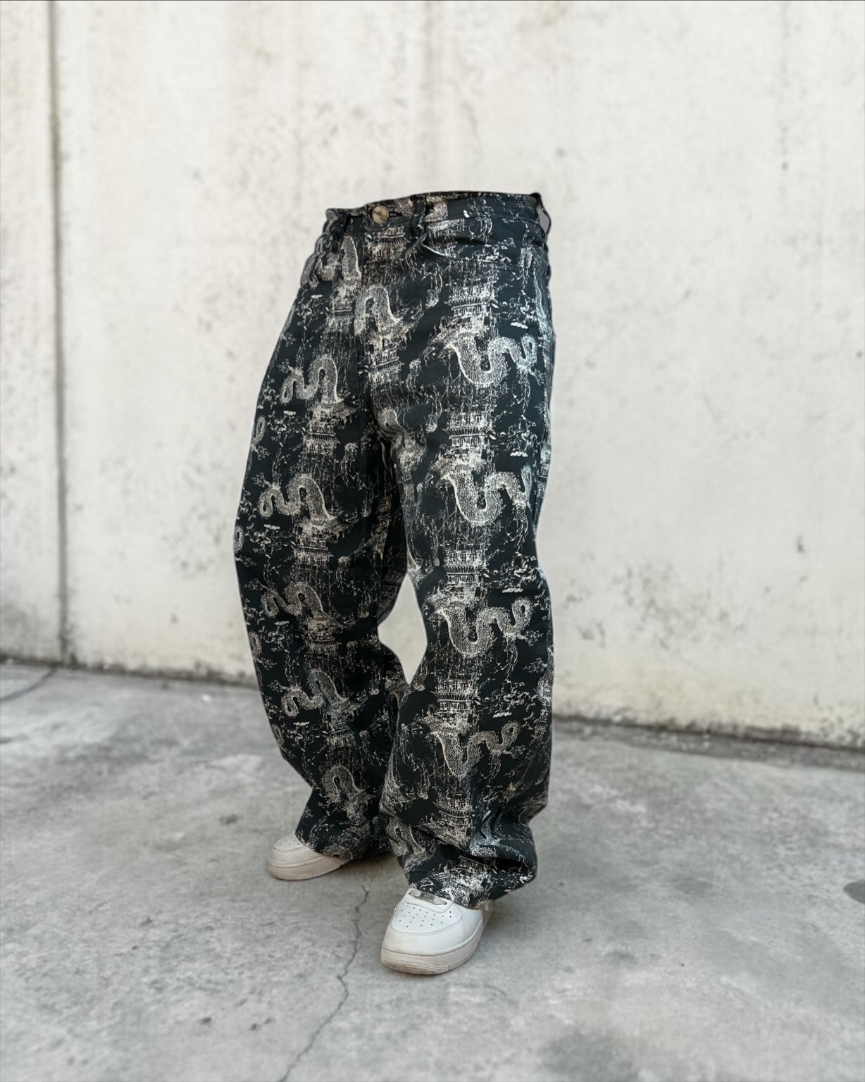 Baggy Tono especial “Black Dragon”