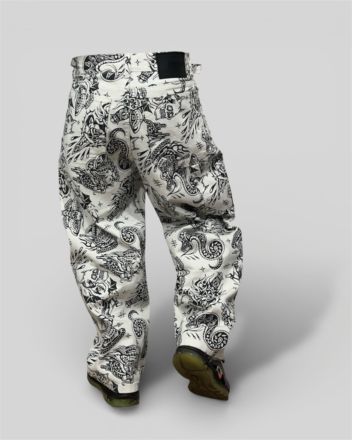 Jeans Baggy Tono especial: Tattoo