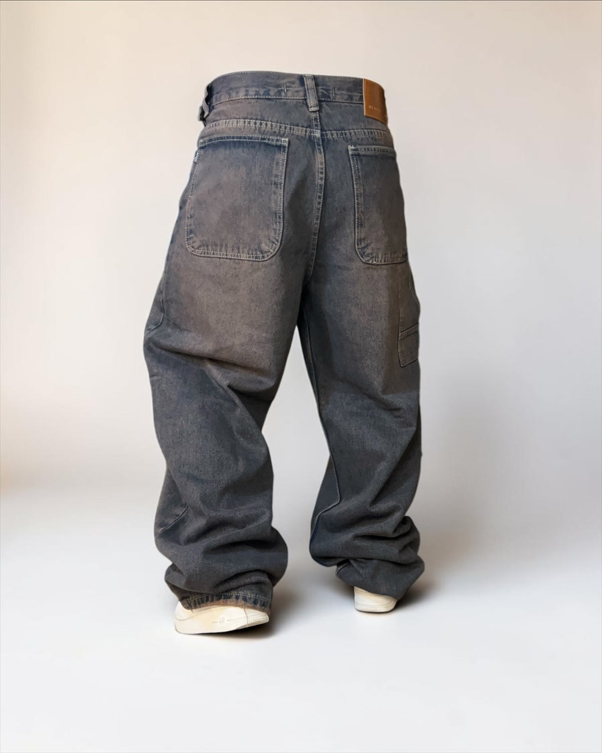 Baggy “Uva Grafito”