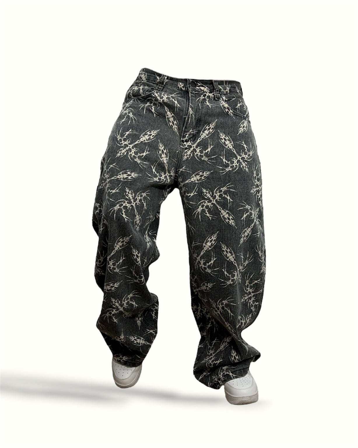 Baggy estampado: Spikes