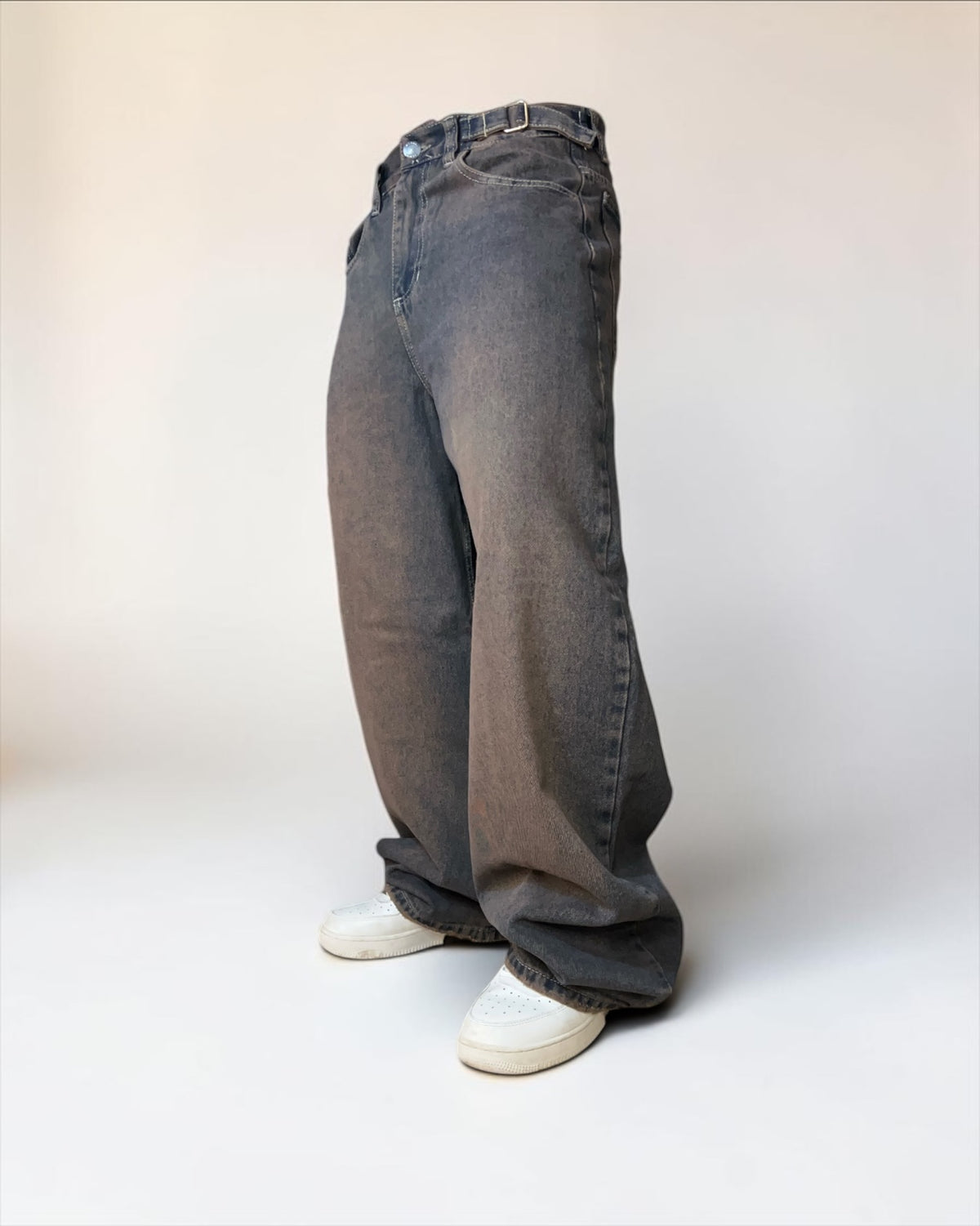Baggy “Uva Grafito”