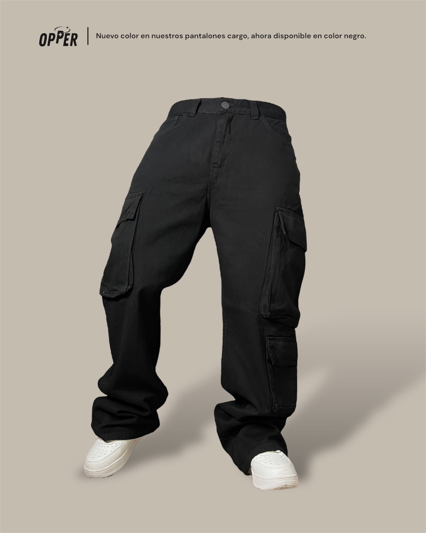 Cargo Jean Ringside color negro 100% algodón.