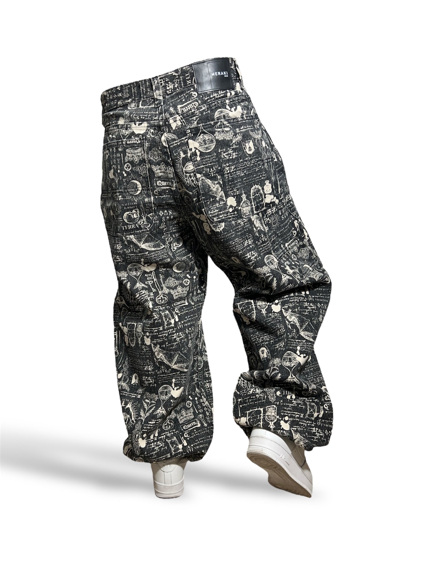 Baggy en tono especial: ANUBIS